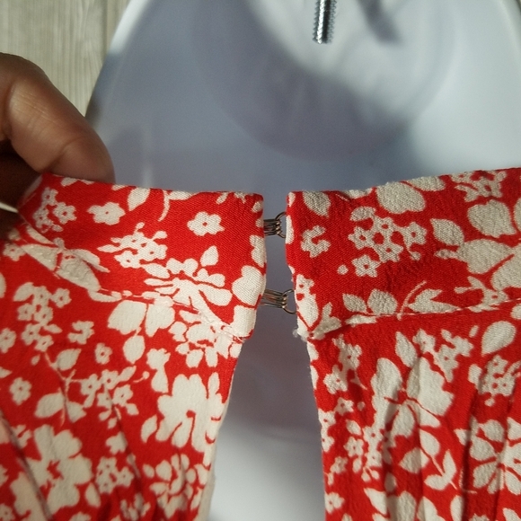 Lulu's Dress Small Red Floral Print High Neck Swing 26-249LD Back Keyhole - Picture 8 of 15